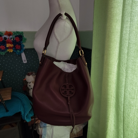 TORY BURCH EUC MILLER METAL SLOUCHY.HOBO BAG